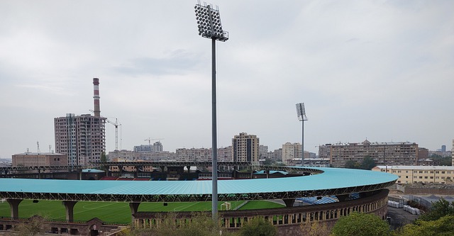 朗尼克虽然 朗尼克虽然