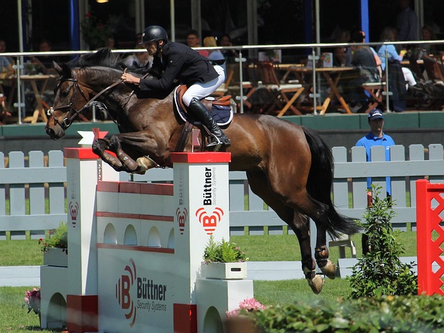 许多外企担 许多外企担